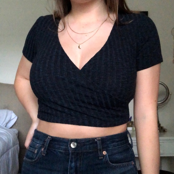 Forever 21 Tops - Wrap Crop Top